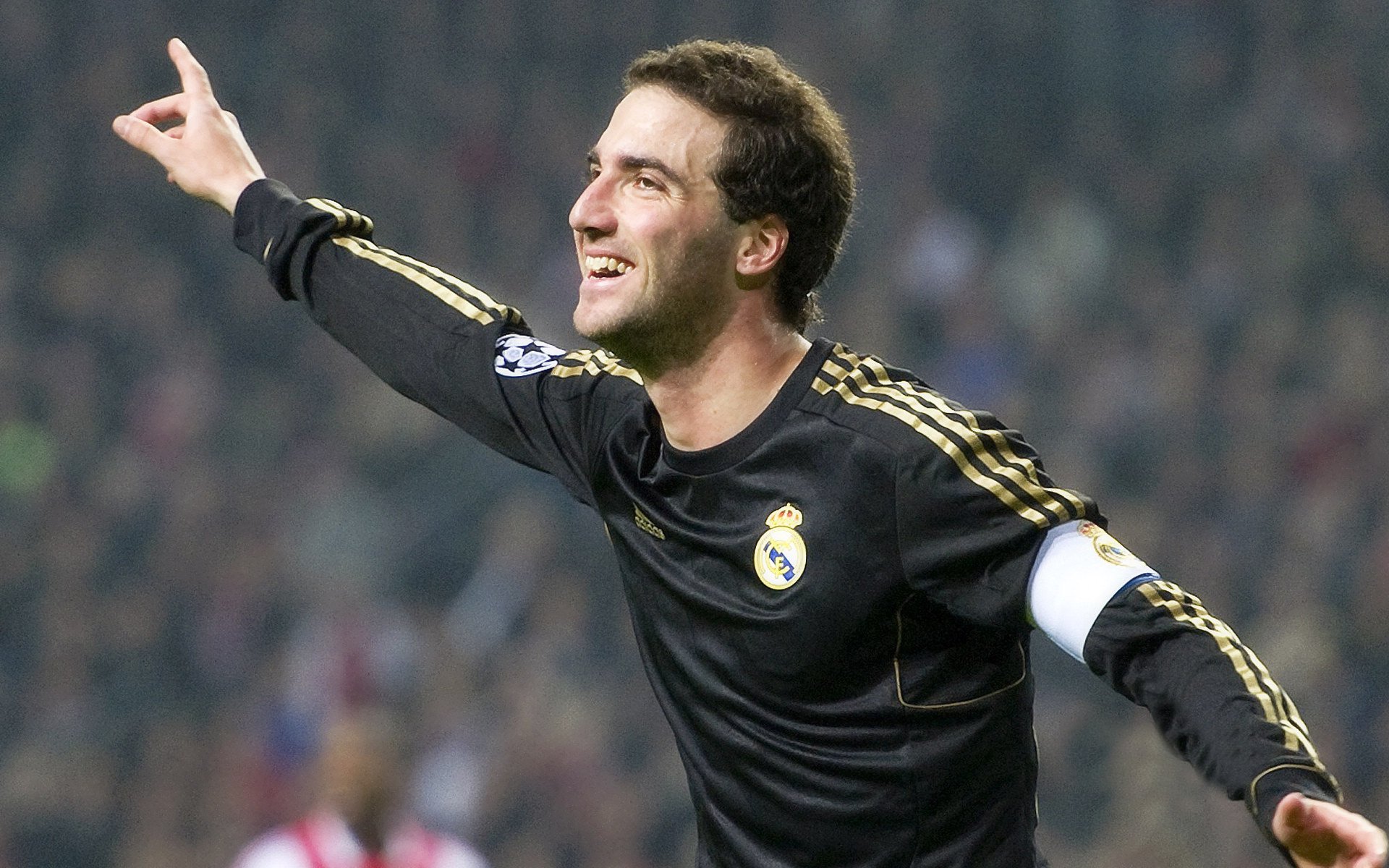 纳达尔爆冷击败德国队，比分优势明显引爆全场！